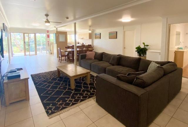 Orchid Beach Apartments Île Fraser Extérieur photo